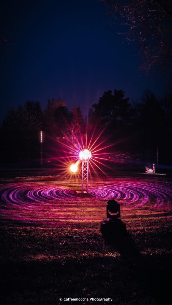 Wir freuen uns immer sehr darüber, eure Fotos vom Lichterzauber zu sehen. Hier ein Beispiel von einem Besucher 

📸 @caffeemoccha_photography